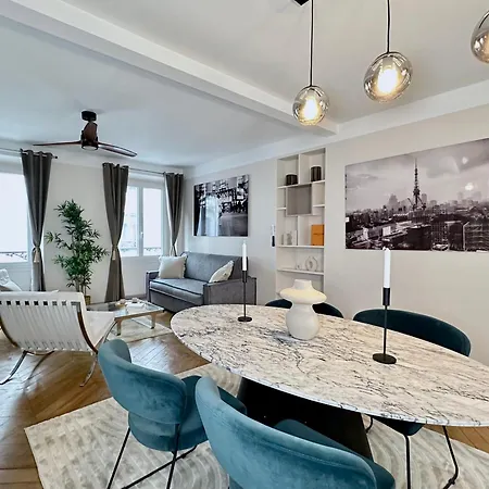 Appartement 1581 Typical Luxurious Parisian Getaway