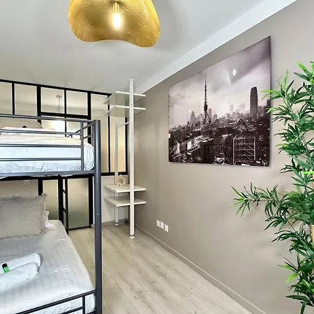 1581 Typical Luxurious Parisian Getaway * Parijs