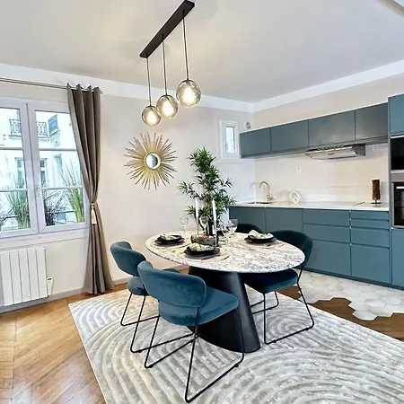 Appartement 1581 Typical Luxurious Parisian Getaway Parijs
